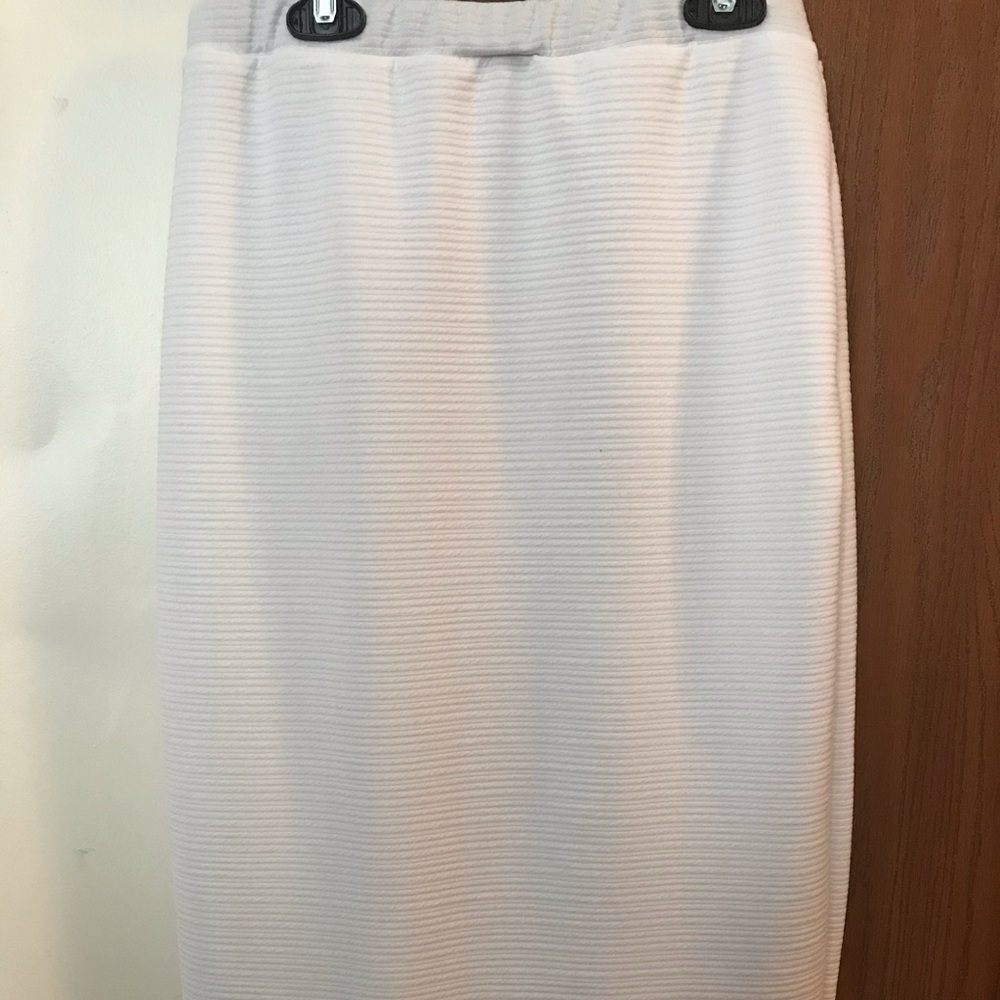 White Klassy Girl Pencil Skirt